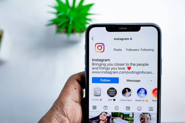 Why You Shouldn't Use Instagram Follower Tracking Apps