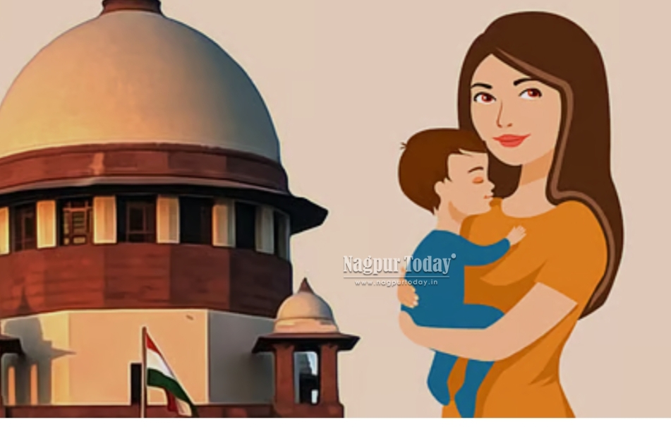 सुप्रीम कोर्टाचा ऐतिहासिक निर्णय; दत्तक मातांनाही १२ आठवड्यांची मातृत्व रजा