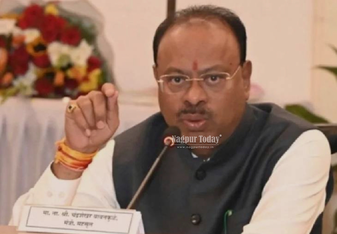 सातबारा घोटाळ्याने लाखो शेतकऱ्यांच्या जमिनींच्या नोंदीत फेरफार, मंत्री बावनकुळे यांची कबुली