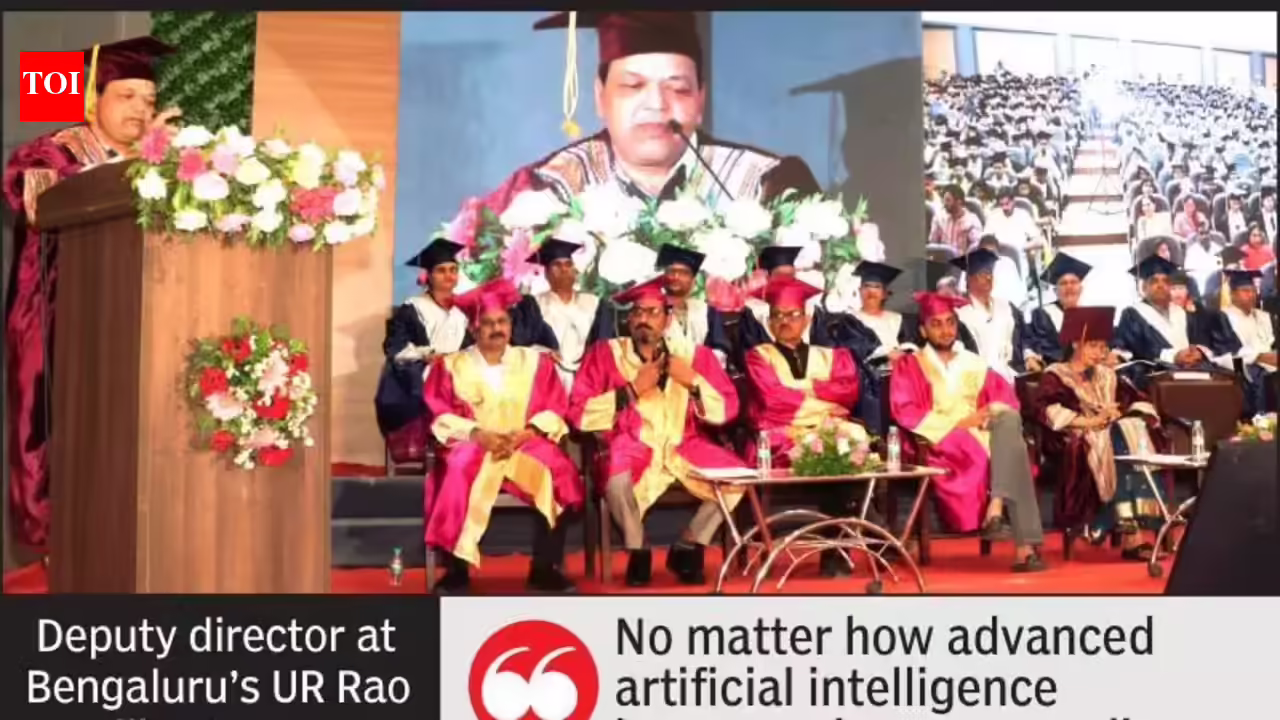 Use tech for society’s uplift:Belgaonkar to YCCE grads | Nagpur News