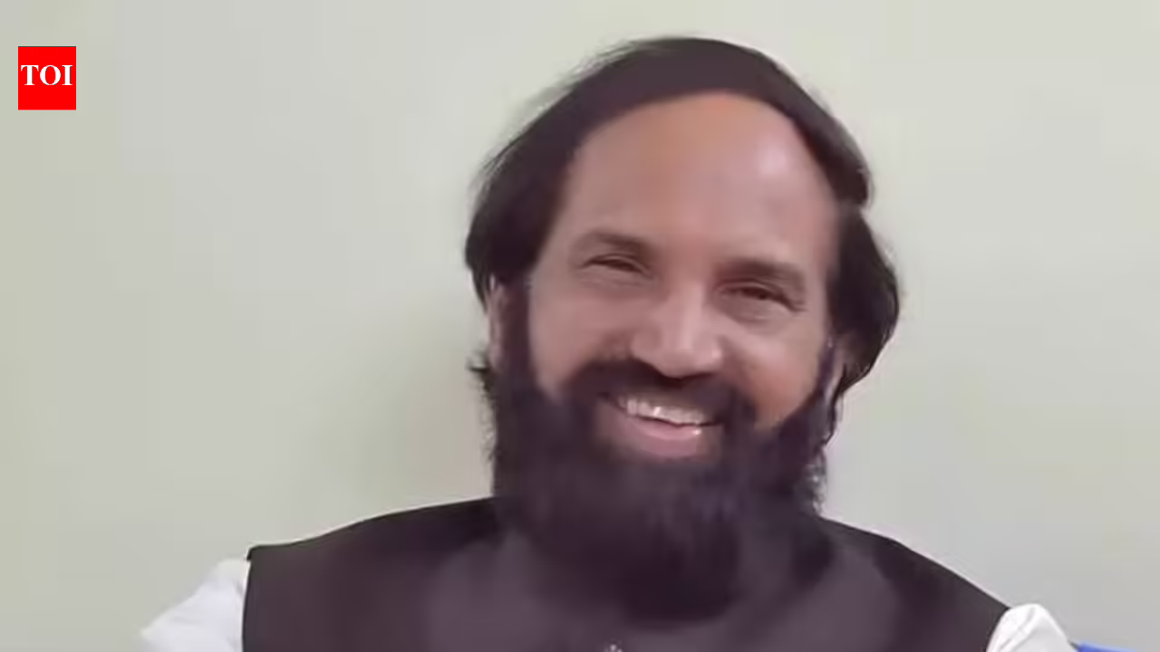 Telangana civil supplies minister Uttam Reddy unveils action plan to procure 90 LMT of paddy in rabi season | Hyderabad News