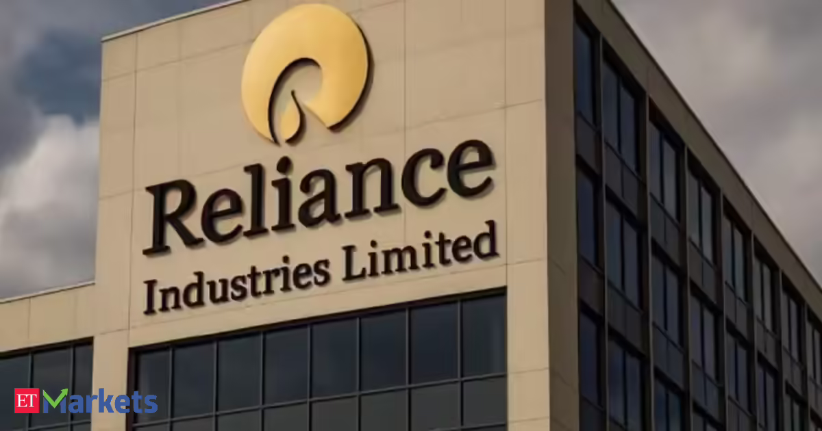 Mcap of 7 of top-10 most valued firms drops by Rs 1.75 lakh cr; Reliance biggest laggard