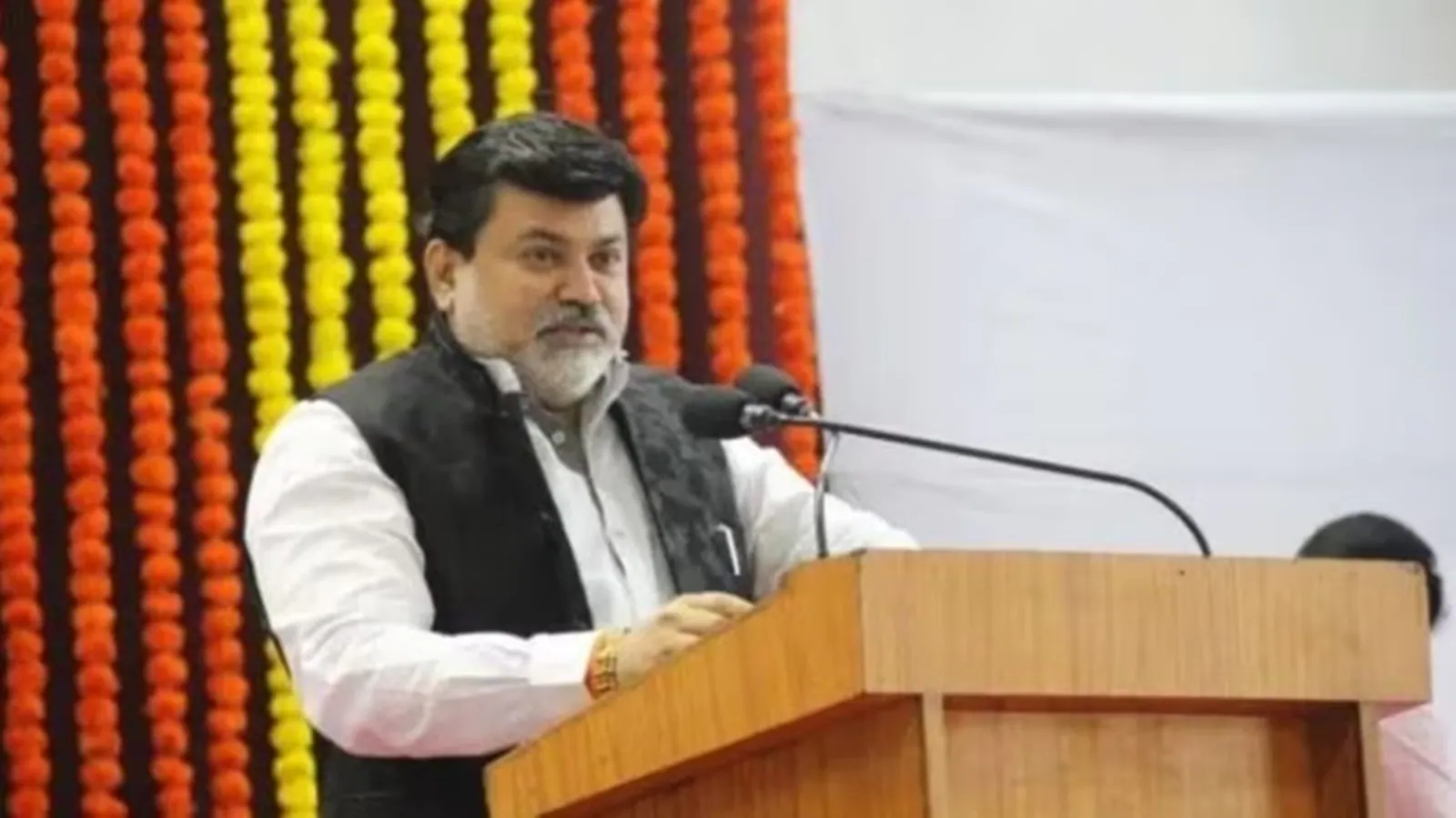 After formation of MVA, Uddhav had assured to form government with BJP in future, claims Samant | Nagpur News