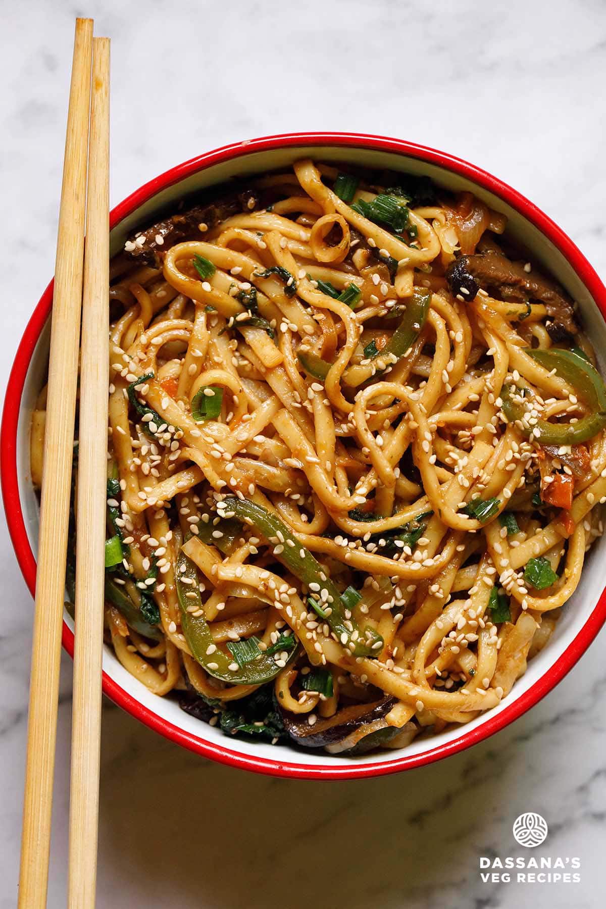 Udon Noodles Recipe (Yaki Udon) – Dassana’s Veg Recipes