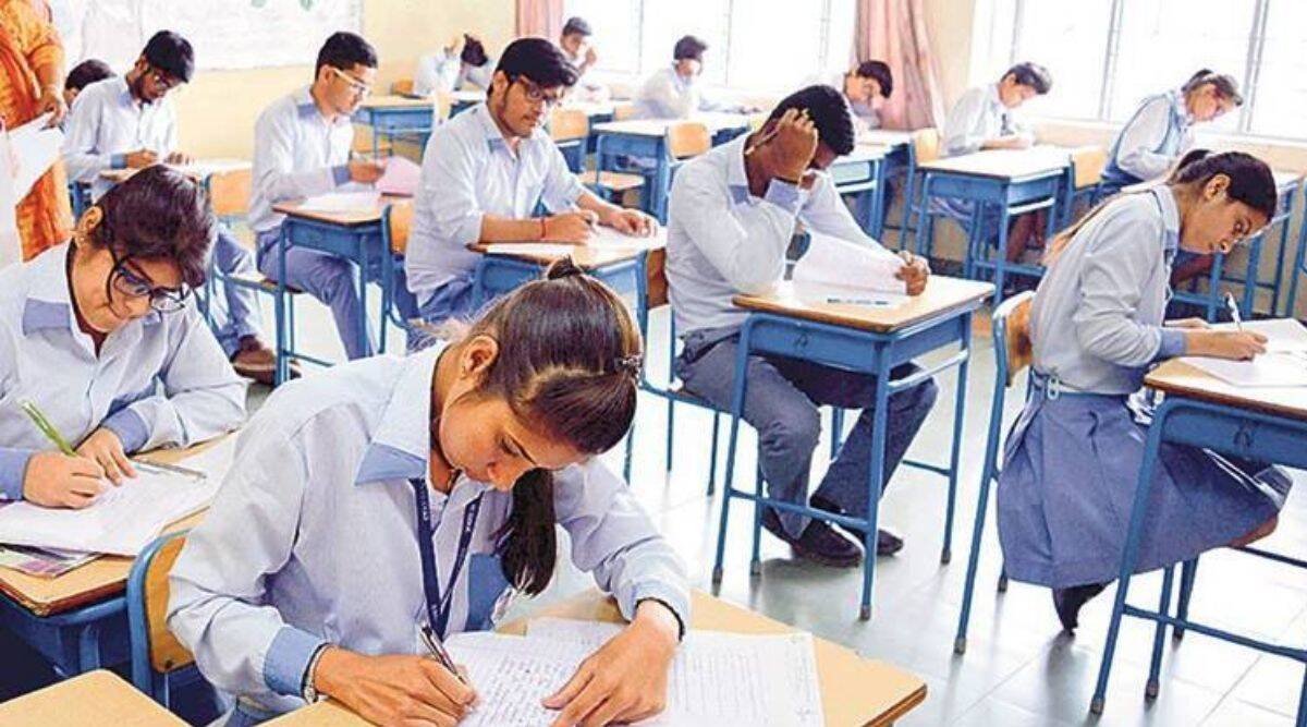 Maharashtra issues strict ultimatum to schools over uniforms and books; how to file a complaint