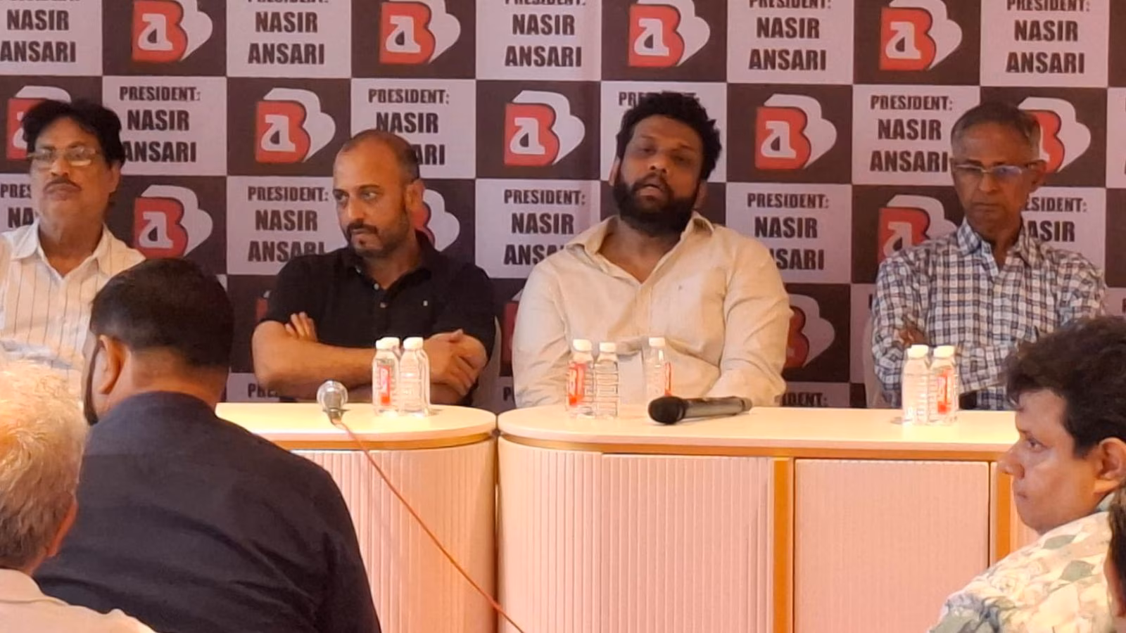 Ladi pav supply at risk, units shut