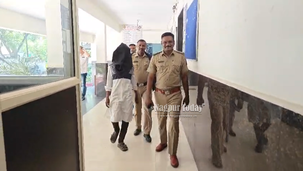 Elderly woman stabbed by tea stall owner in Tehsil, accused arrested