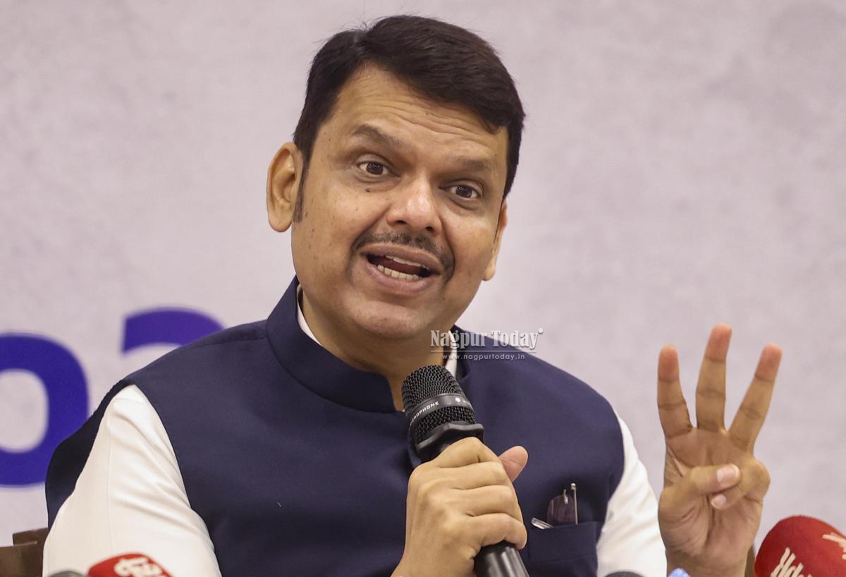 No secret meeting took place with Uddhav, says Fadnavis