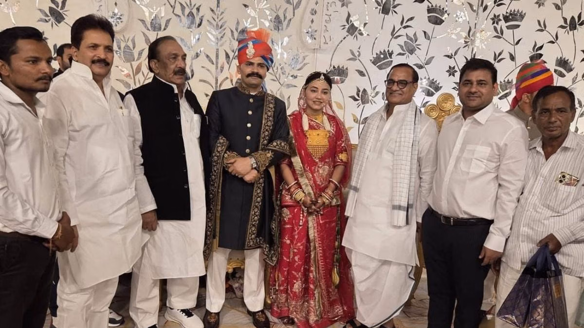 Akhilesh upset with partymen who attended Sambhal SSP wedding 