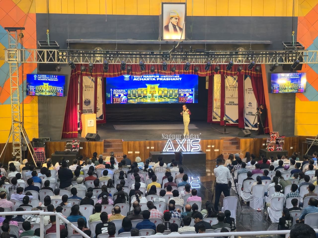 FOMO से अध्यात्म तक – VNIT नागपुर में आचार्य प्रशांत का छात्रों के साथ दमदार संवाद