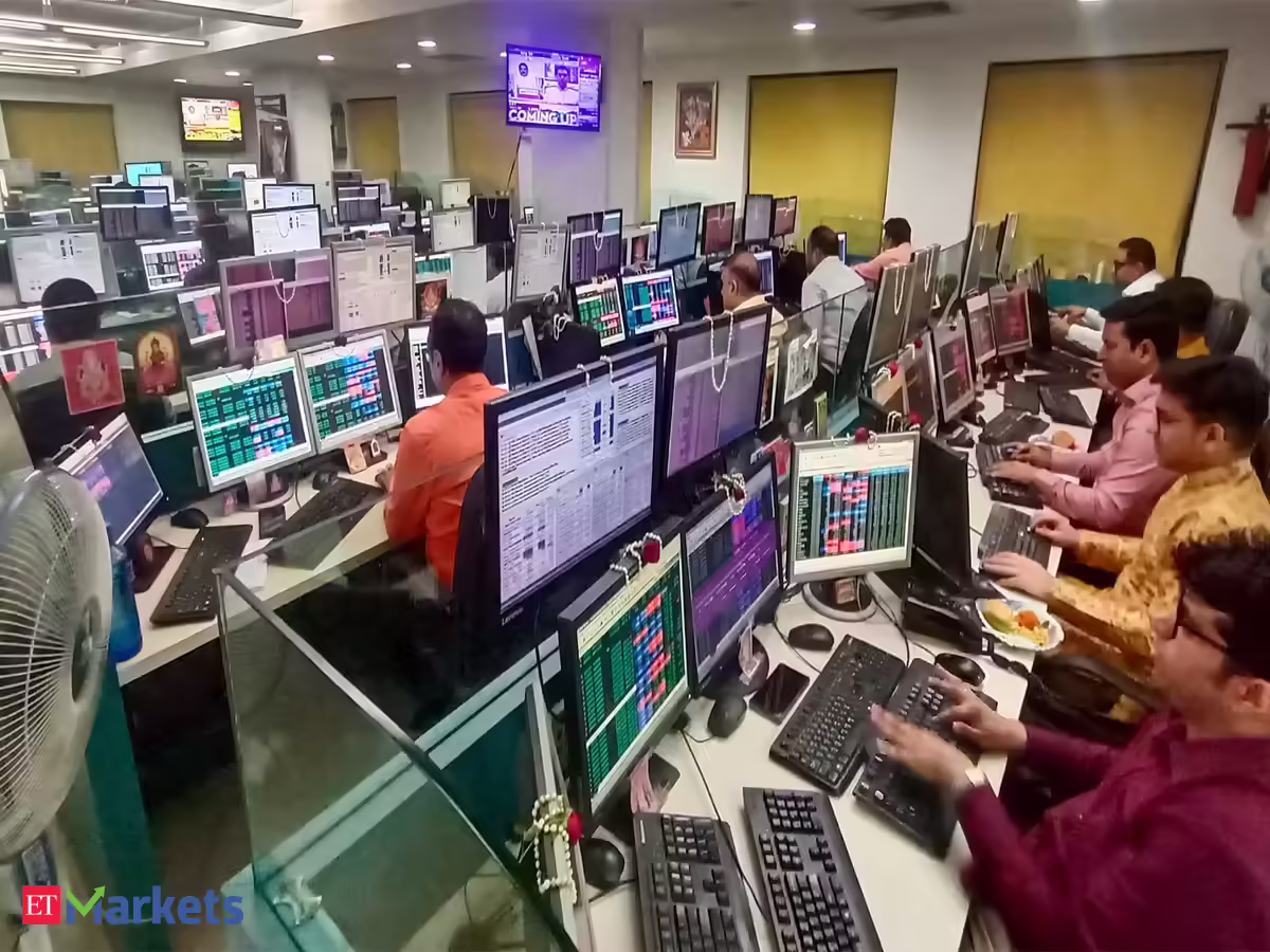 10 Largecap stocks with strong upside potential of up to 50%! Do you own any? – Largecap stocks surge