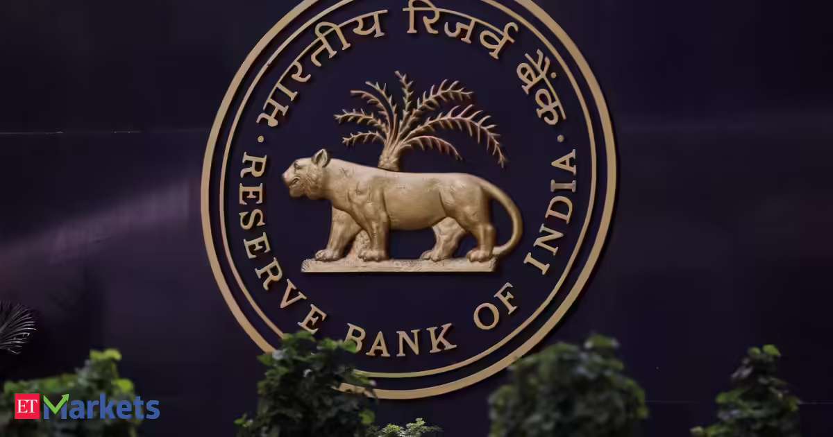RBI dollar-rupee swap gets almost double bids