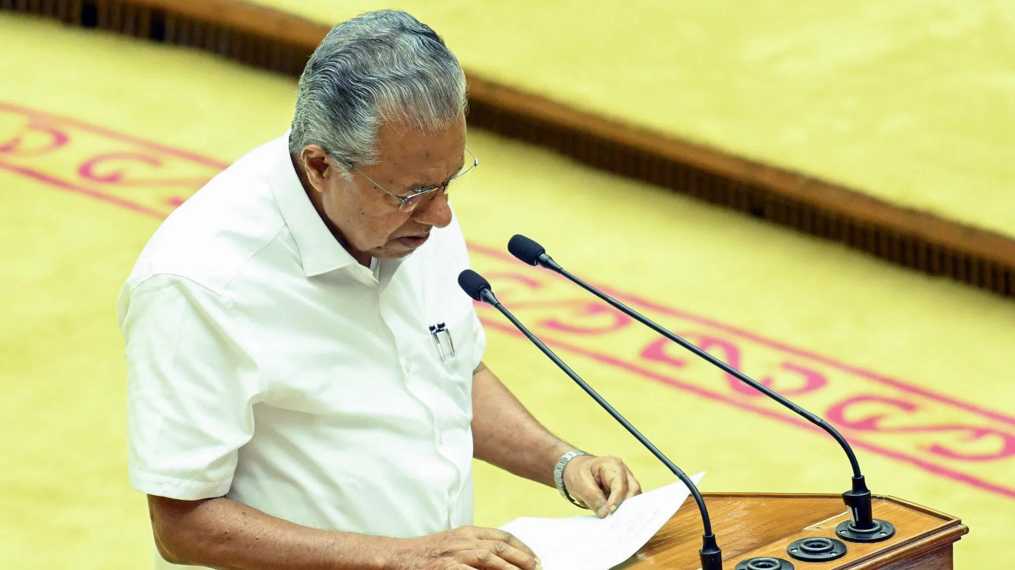 Vijayan, Sudhakaran shake hands at Kerala Assembly oath ceremony amid political thaw