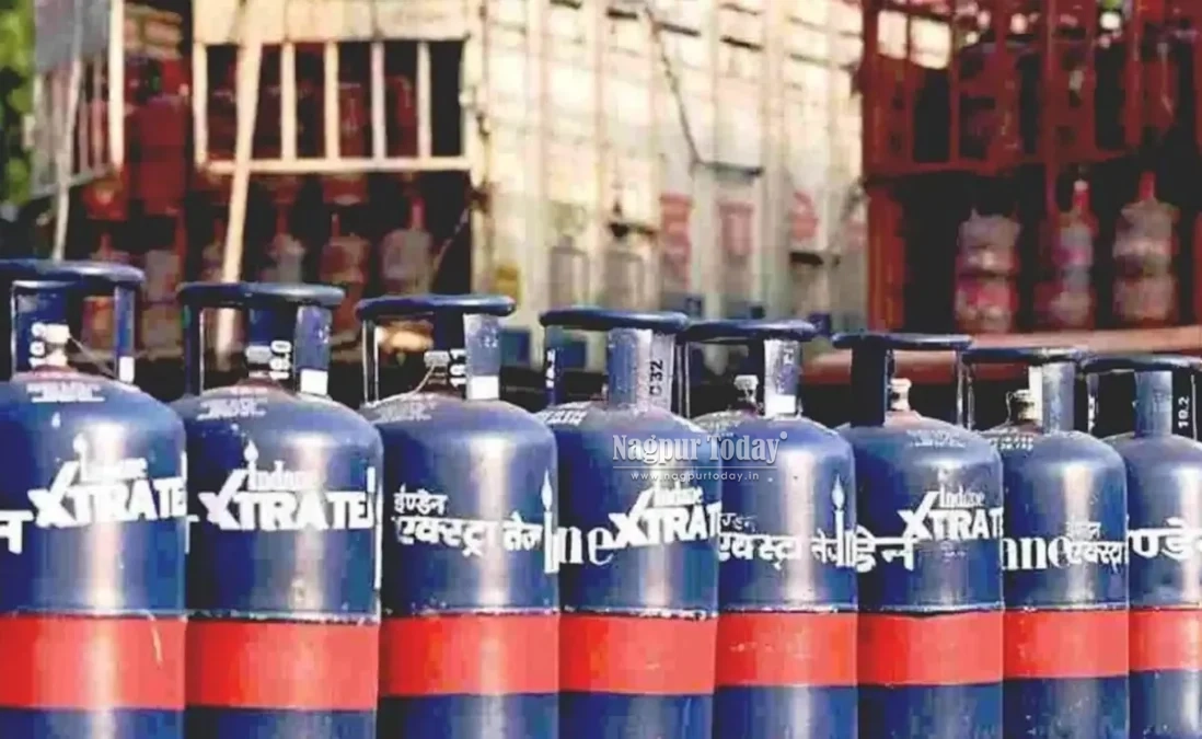Commercial LPG price hiked by Rs 993, to cost Rs 3,104.50 in Nagpur