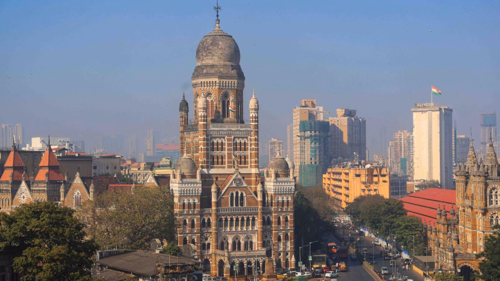 384 structures to be demolished: BMC begins demolition drive in Mulund for GMLR project | Mumbai News