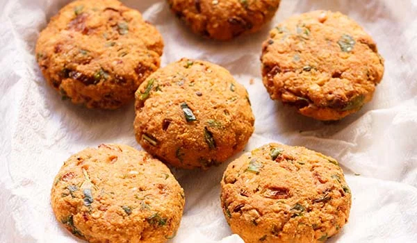 Masala Vada Recipe (Street Style) – Dassana’s Veg Recipe
