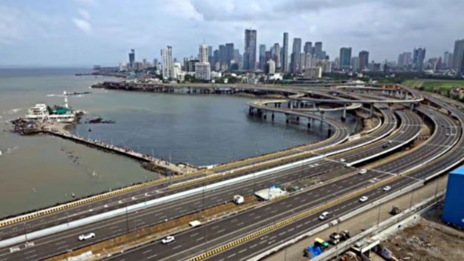 Weeks after coastal road mishap killed 2 labourers, BMC to impose Rs 3 crore fine on contractor | Mumbai News