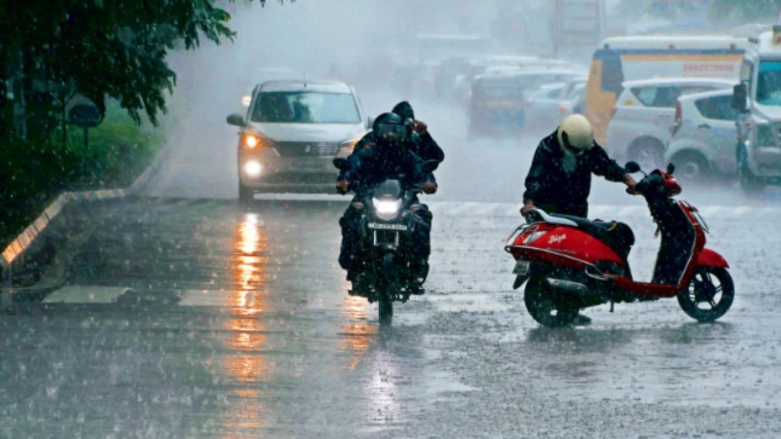 37°C to Dust Storms: Mumbai and Thane hit by sudden “storm-like” activity as IMD issues emergency nowcast