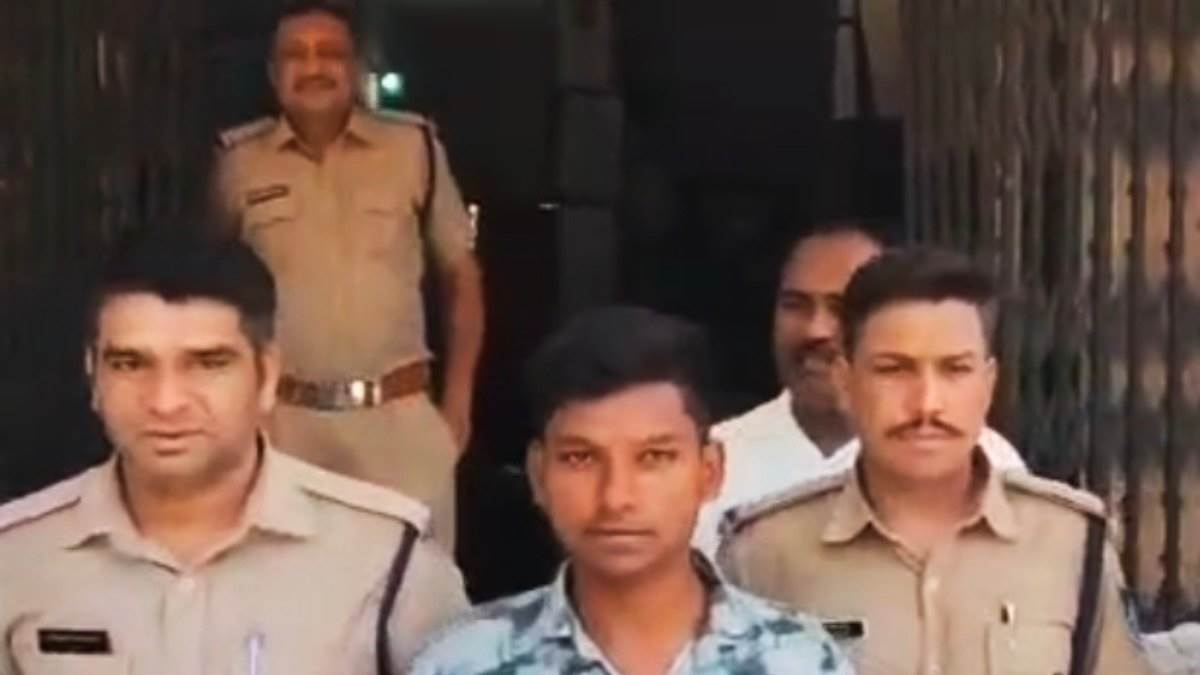 खरगोन में अवैध पिस्टल के साथ युवक गिरफ्तार, इंदौर में खपाने वाला था हथियार, पुलिस ने घेराबंदी कर दबोचा