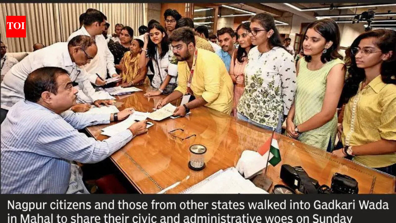 Citizens Queue Up For First Janta Darbar At Gadkari Wada | Nagpur News