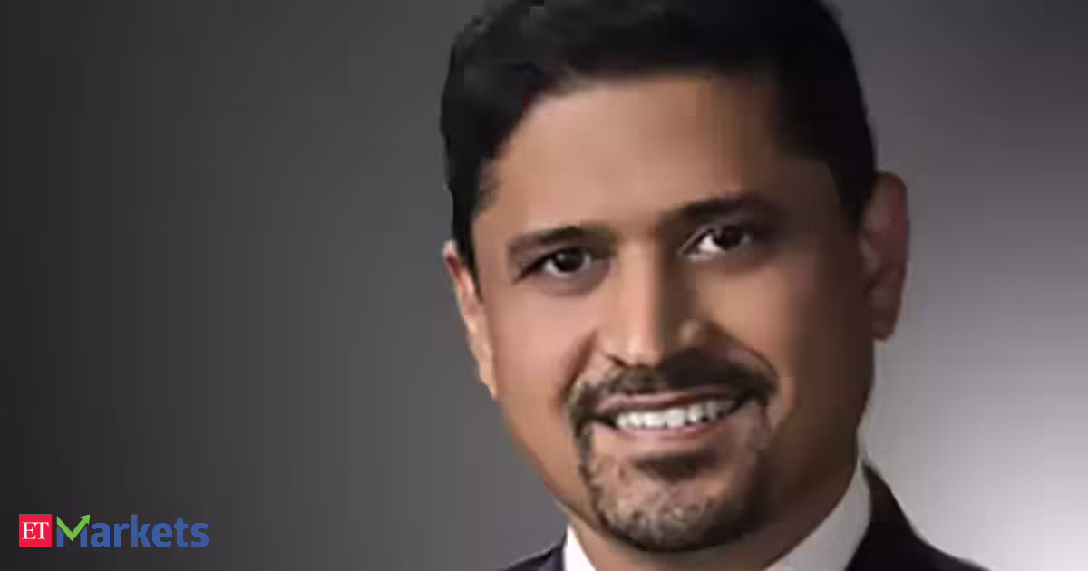 Avoid expensive themes, focus on valuations and stock picking: Samit Vartak