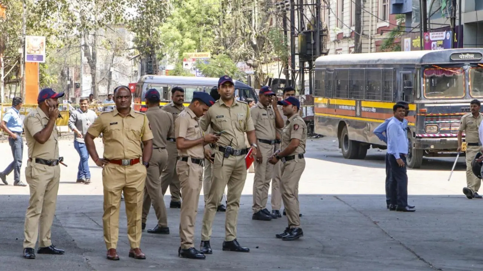 Maulana surrenders to Nagpur police in ‘forced’ conversion case