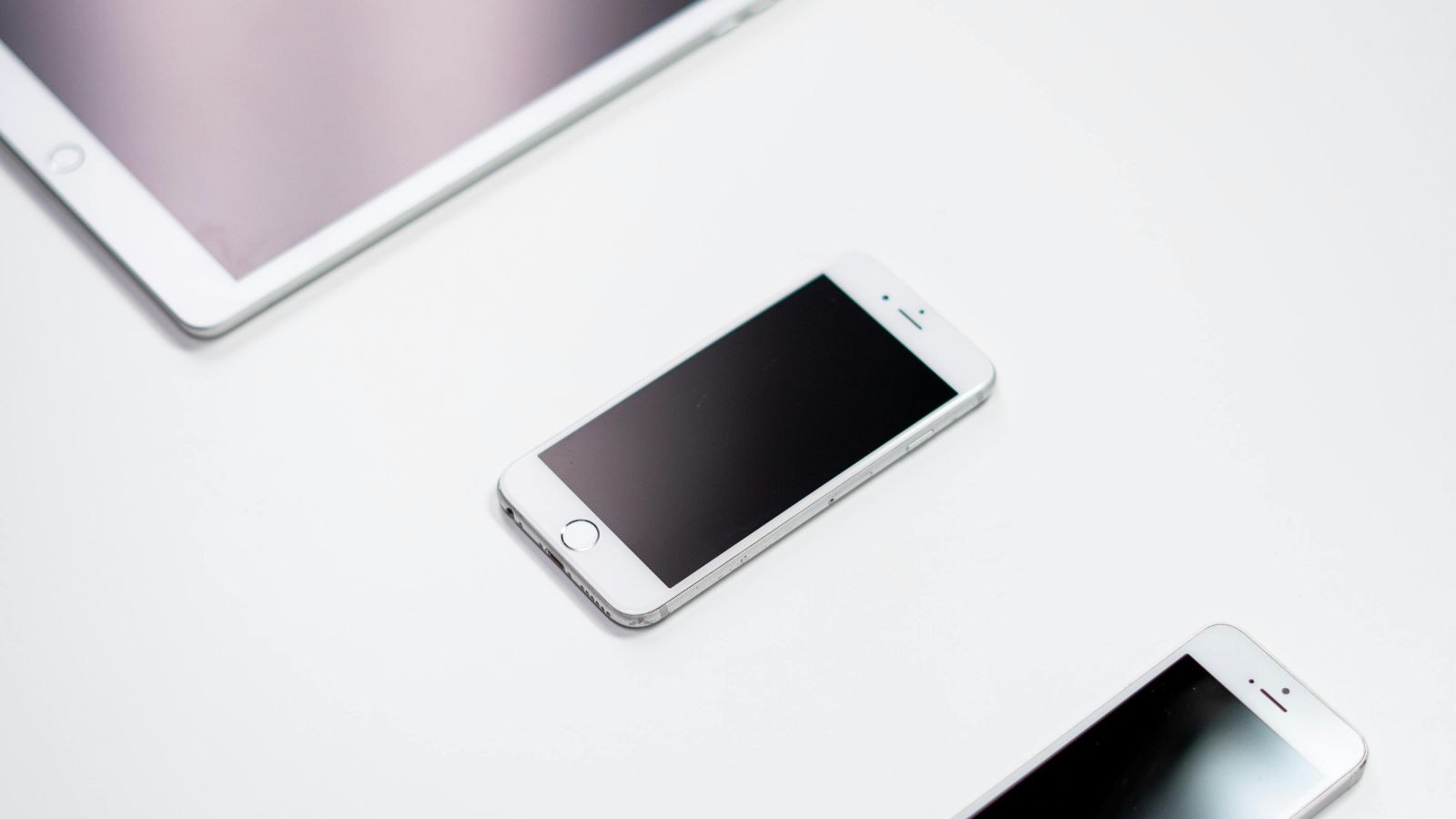 Nagpur boys steal Rs 11-lakh luxury taps to buy iPhones for girlfriends | Trending News
