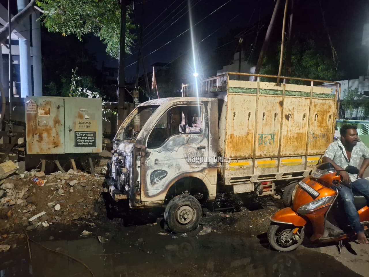 Two Parked Vehicles Set Ablaze in Pratap Nagar