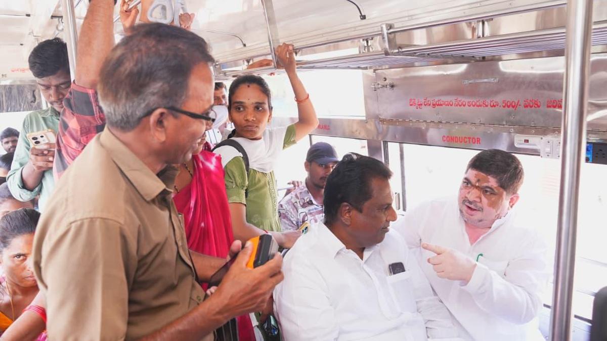 Free bus travel for candidates appearing for NEET (UG) re-examination on June 21: Ponnam Prabhakar