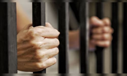 2 Nagpur teens steal taps worth ₹6.5 lakh to buy iPhones for girlfriends, caught within 12 hours: Report