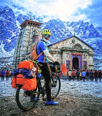 Ghichare completes 3600km char dham cycling expedition