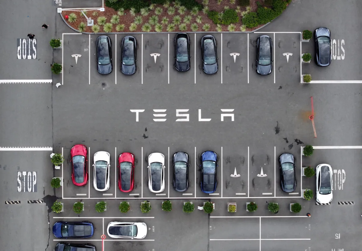Tesla settles FSD crash lawsuit as federal investigations continue