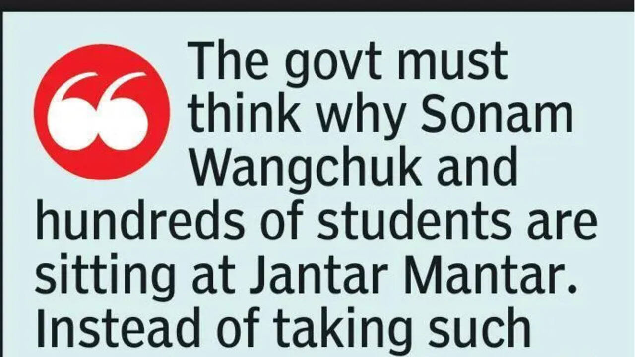 Govt should hold talks with Wangchuk, says UBT chief | Nagpur News