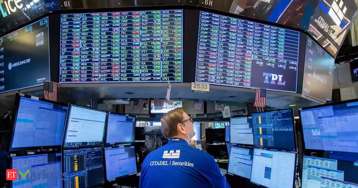 US stocks: US market ends mixed as investors focus on tech earnings