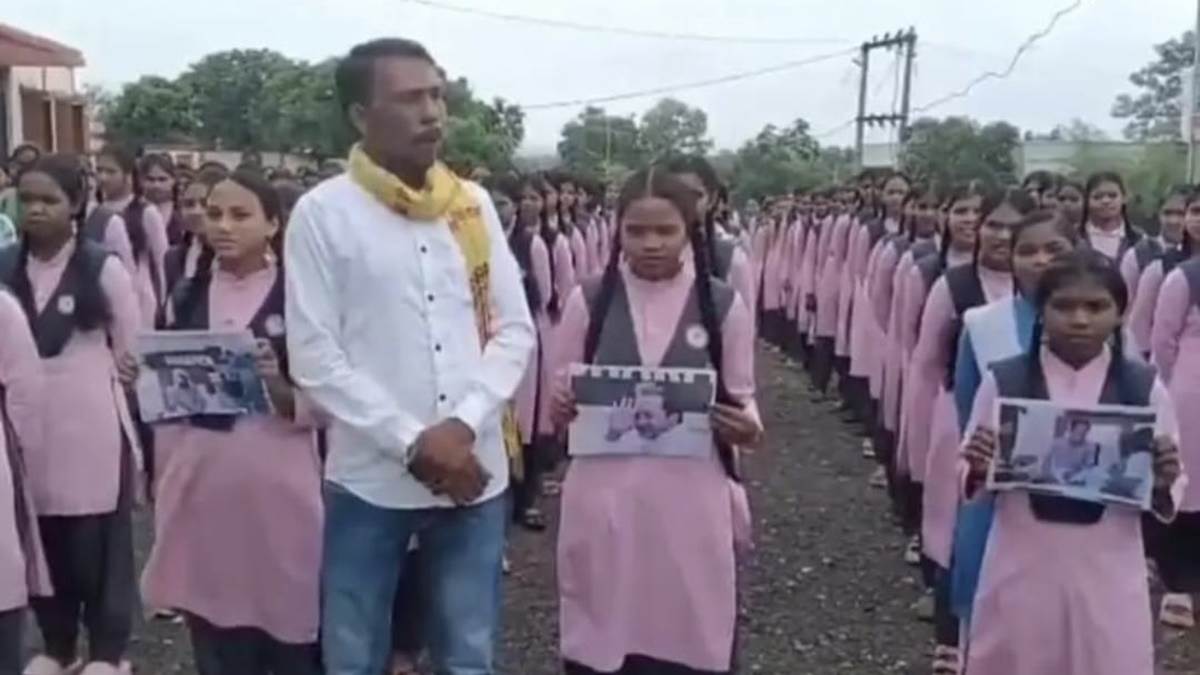 खंडवा में विद्यार्थियों से सोनम वांगचुक के आंदोलन का समर्थन करवाया, सरकारी स्कूल के प्रिंसिपल को किया सस्पेंड
