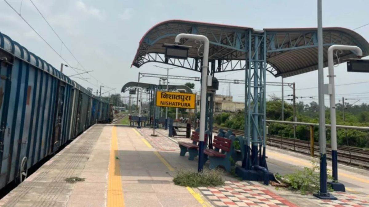 भोपाल में 6 करोड़ रुपये की लागत का निशातपुरा रेलवे स्टेशन शुरू, लेकिन पहुंचने के लिए रोड बनी यात्रियों के लिए मुसीबत