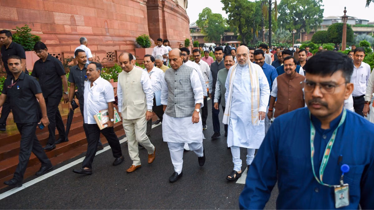 Centre’s Bill seeks to give Vande Mataram National Anthem shield