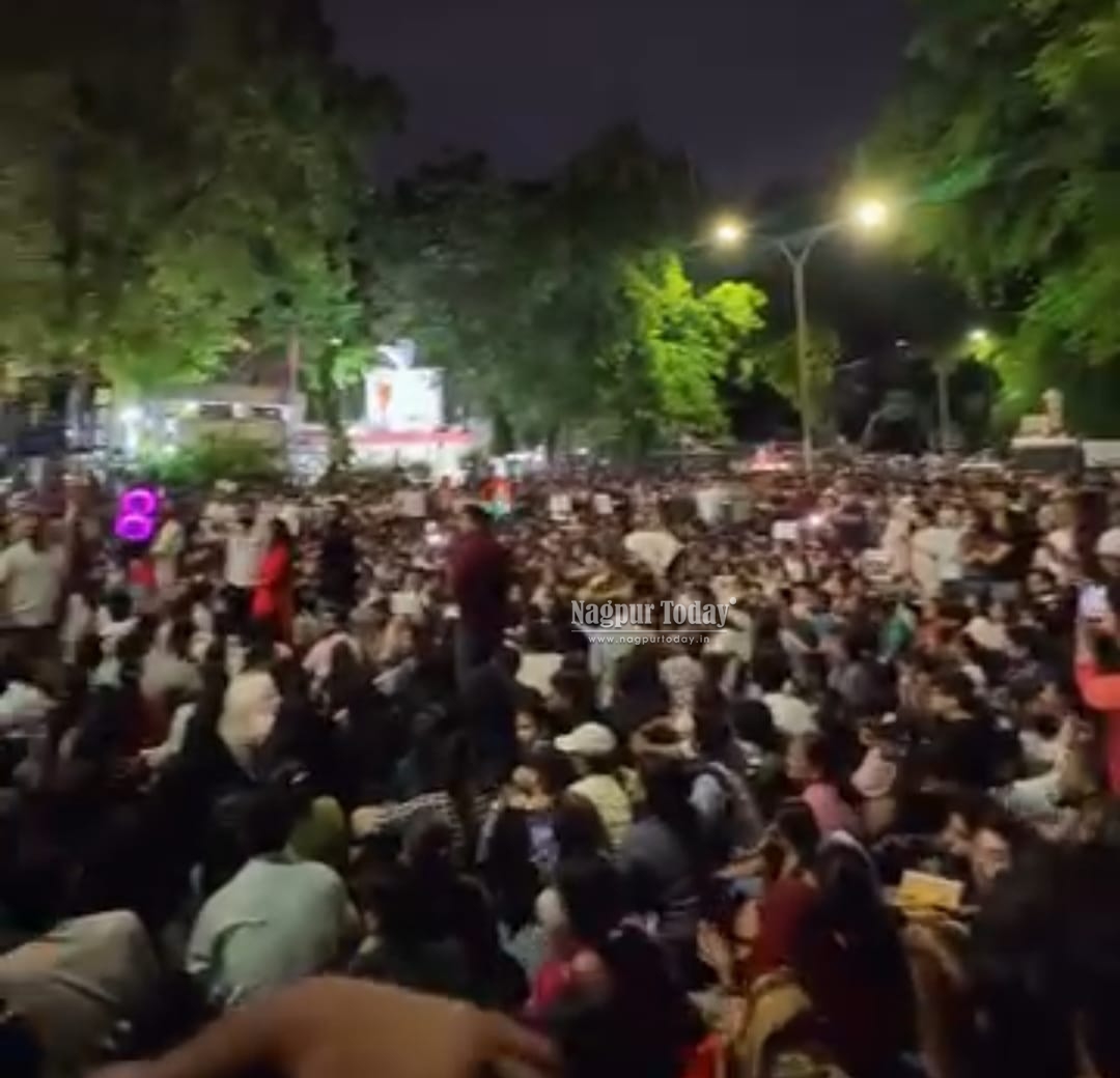 Delhi to Nagpur: Student Anger Spills Onto Streets, Protest at Samvidhan Chowk