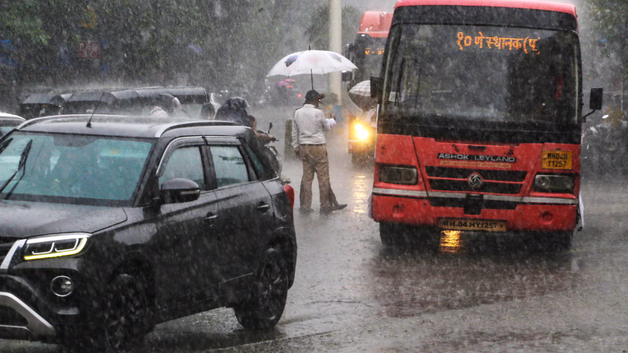 Maharashtra Monsoon Update: Mumbai, Pune, Nagpur, Nashik, Satara, Sangli, Latur, Palghar likely to receive rain today, IMD issues alert