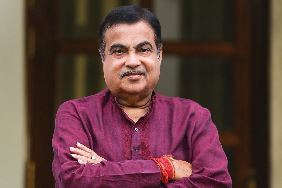 Nagpur Cyber Police File FIR Against Social Media Creators Over Nitin Gadkari Ethanol E20 Fuel Controversy