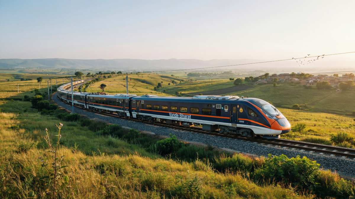 How Nagpur to Pune Vande Bharat Train is Changing Rail Travel in India: Here is What You Need To Know
