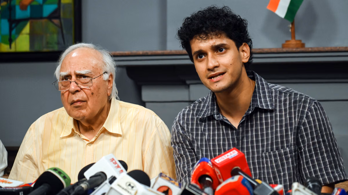 Kapil Sibalpledges Rs 1 crore legal defence fund for protesters