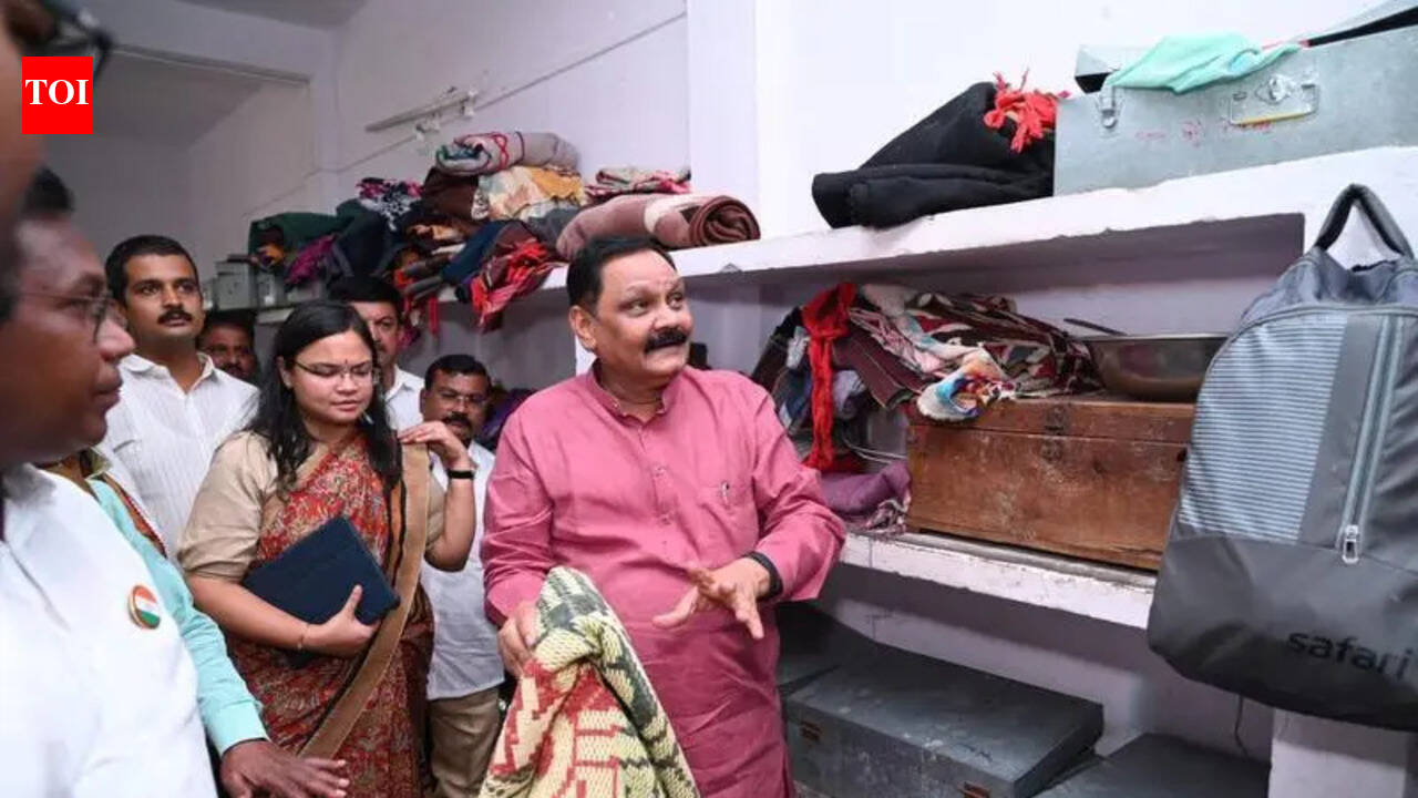 Shift ashramshala pupils by Aug 15, says minister