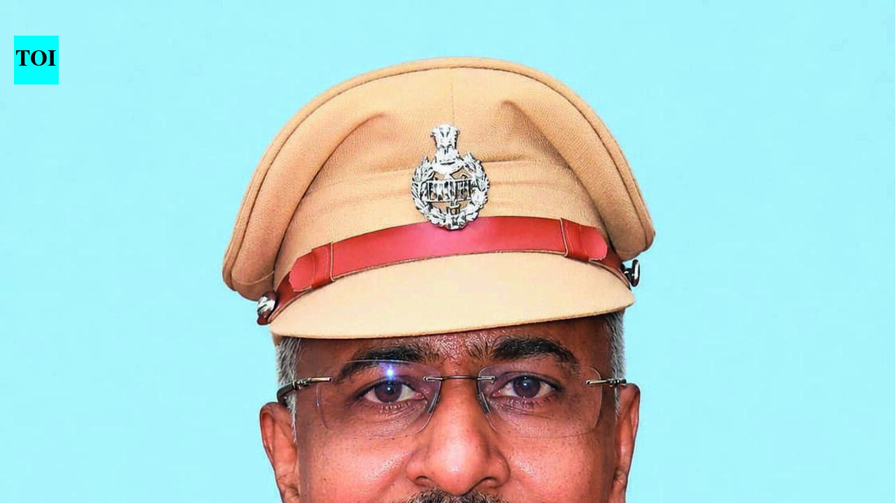 Six cops bag President’s medals