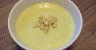 Creamy broccoli & cheese soup