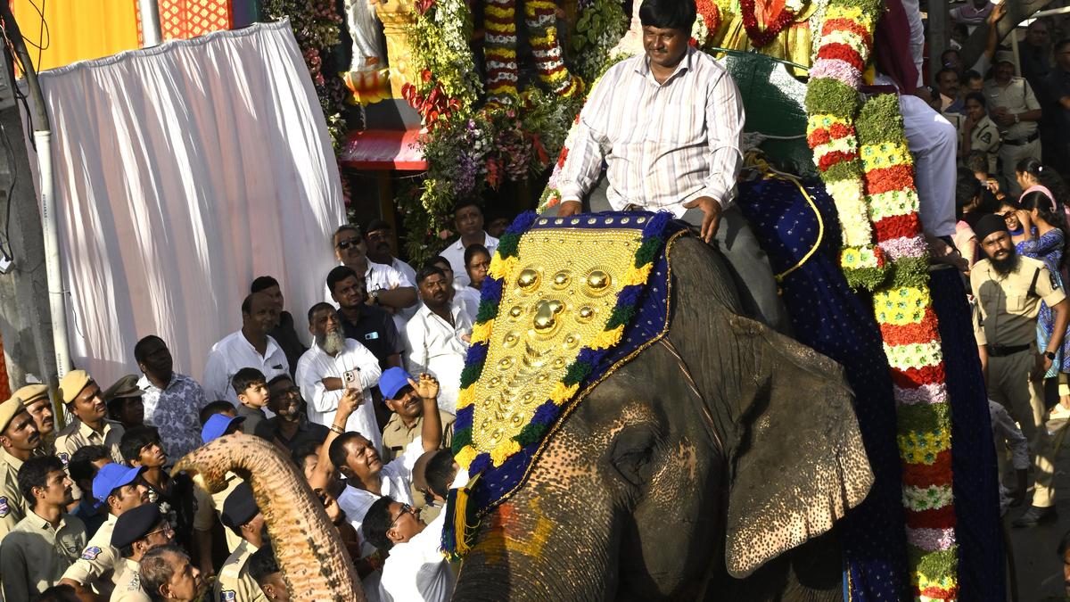 Historic Akkanna Madanna Ghatam procession marks Bonalu finale in Hyderabad