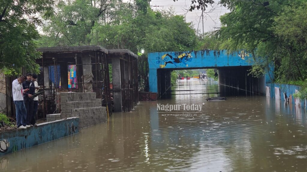 HC pulls up NMC over waterlogging crisis, asks ‘why collect taxes if basic services fail?’