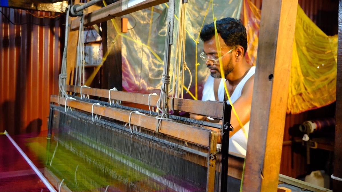 Telangana’s Sircilla weaver crafts matchbox-size handloom saree in 170 minutes