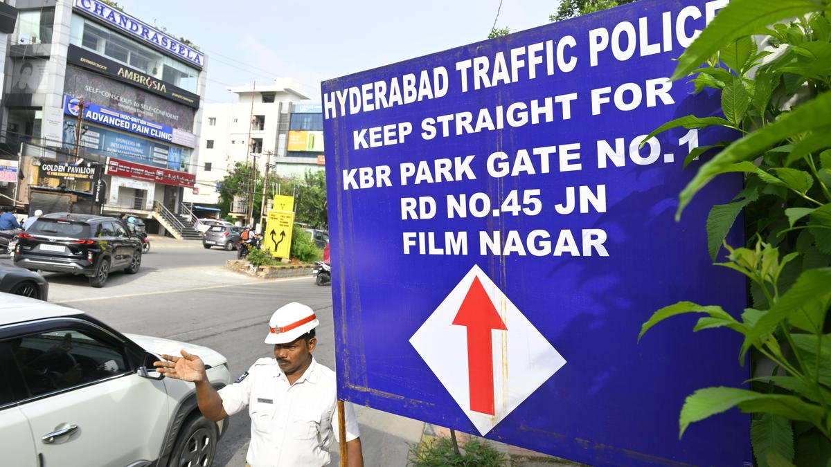 KBR Park turns into traffic rotary as Hyderabad police implement one-way rule
