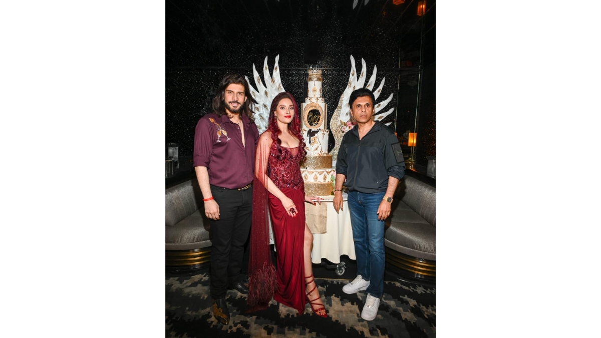 Inside Nikii Daas’ Birthday Bash That Brought Mumbai’s Elite Together – Bhaskar Live